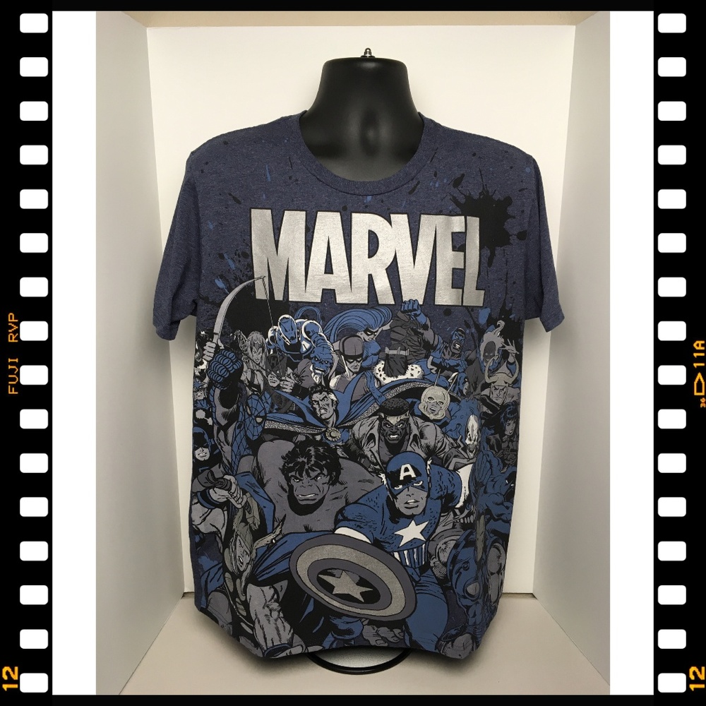 T-Shirt~Disney~Marvel~Superheroes~